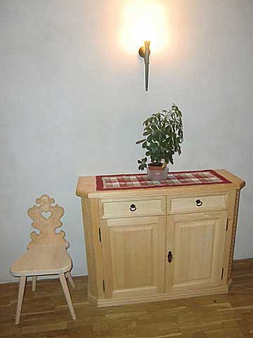 Komoda masiv Telč 2014<